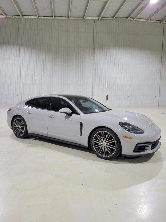 2018 Porsche 971 Panamera - Image 23 of 31