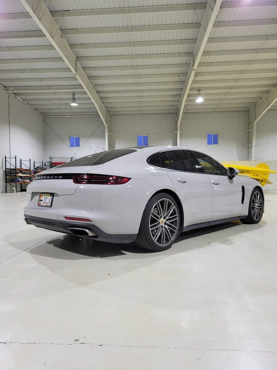 2018 Porsche 971 Panamera - Image 21 of 31