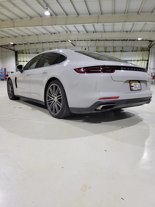 2018 Porsche 971 Panamera - Image 14 of 31
