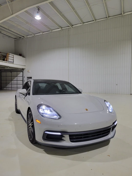 2018 Porsche 971 Panamera - Image 25 of 31
