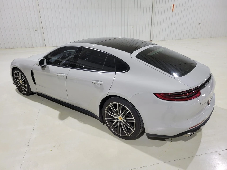 2018 Porsche 971 Panamera - Image 4 of 31