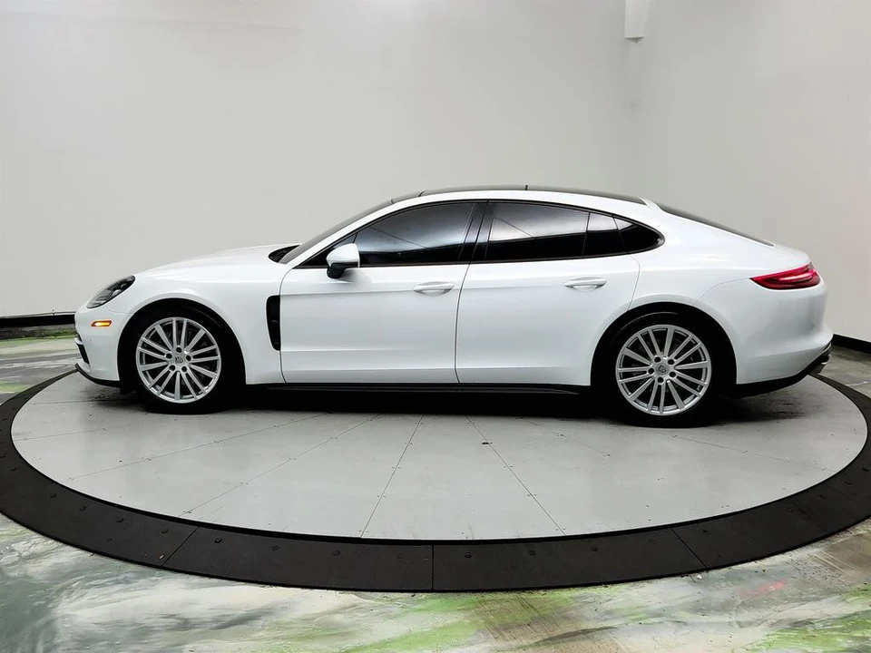 2018 Porsche 971 Panamera - Image 8 of 12
