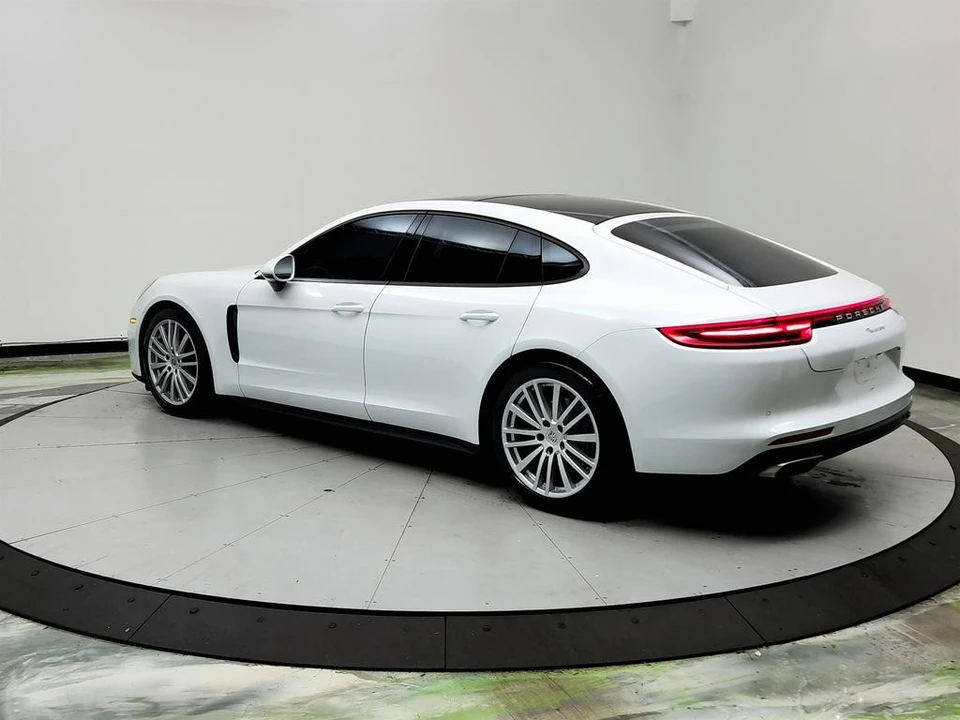 2018 Porsche 971 Panamera - Image 7 of 12