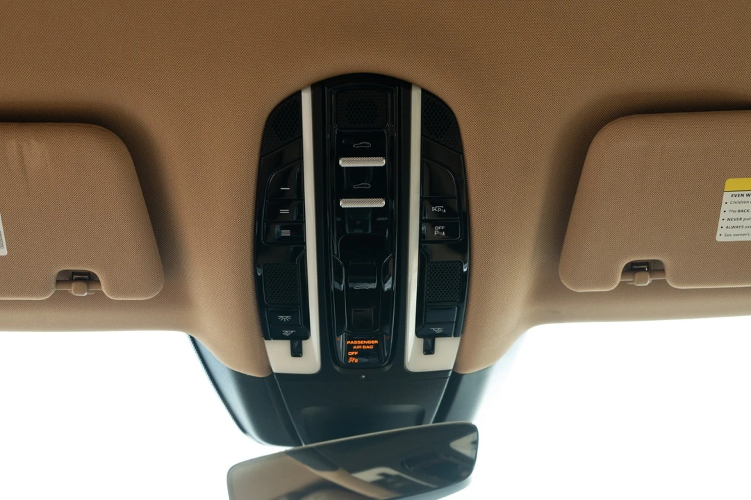 2018 Porsche 971 Panamera - Image 22 of 31