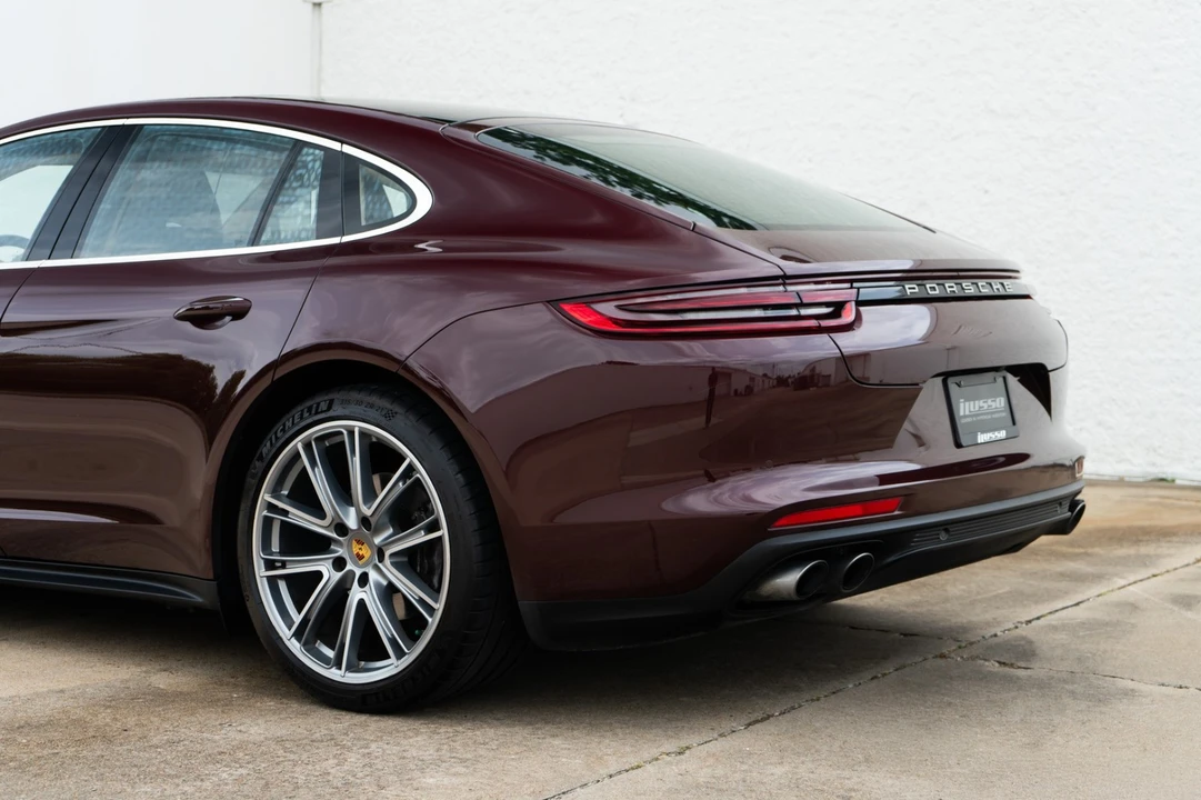 2018 Porsche 971 Panamera - Image 23 of 31