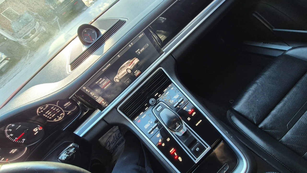 2018 Porsche 971 Panamera - Image 13 of 14