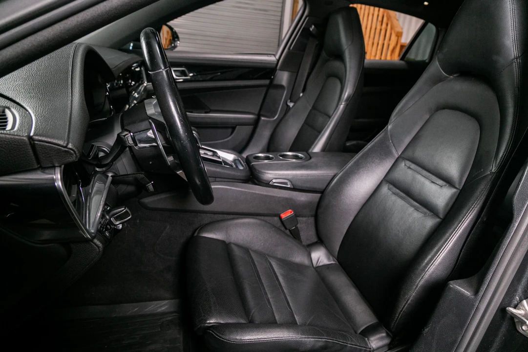 2018 Porsche 971 Panamera - Image 4 of 21