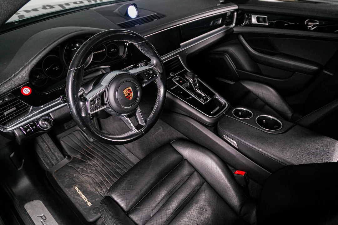 2018 Porsche 971 Panamera - Image 6 of 21
