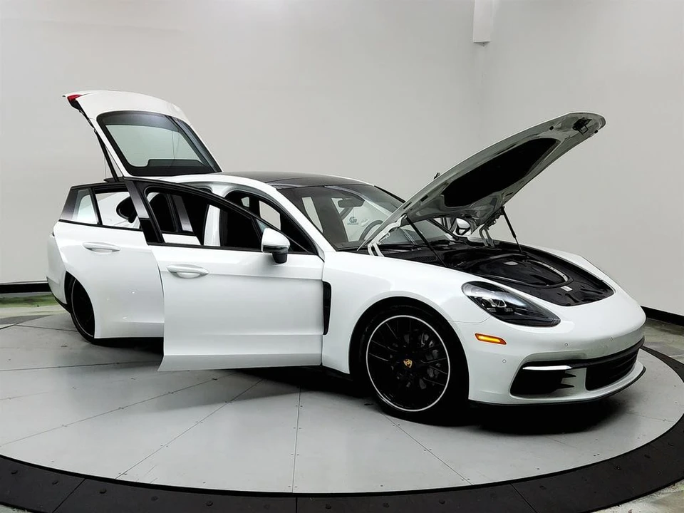 2018 Porsche 971 Panamera - Image 10 of 12