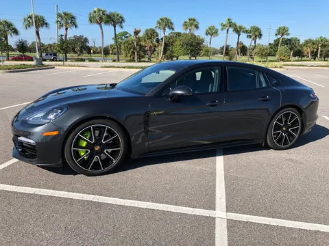 2018 Porsche 971 Panamera - Image 2 of 31