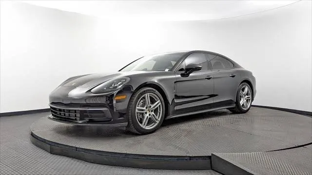 2018 Porsche Panamera 4