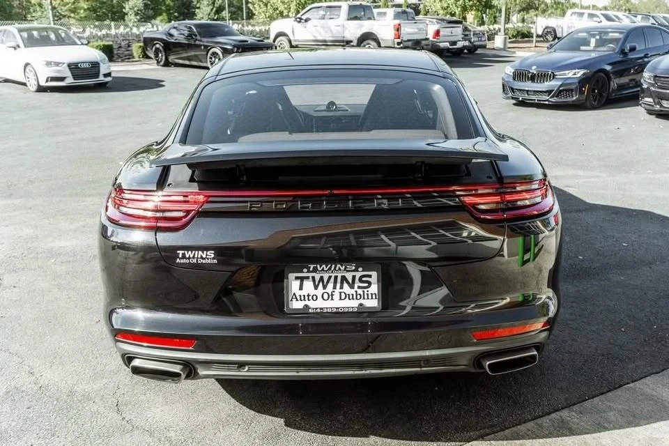 2018 Porsche 971 Panamera - Image 19 of 20