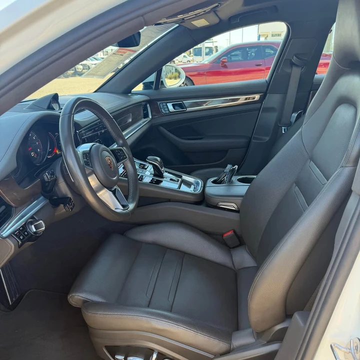 2018 Porsche 971 Panamera - Image 8 of 16