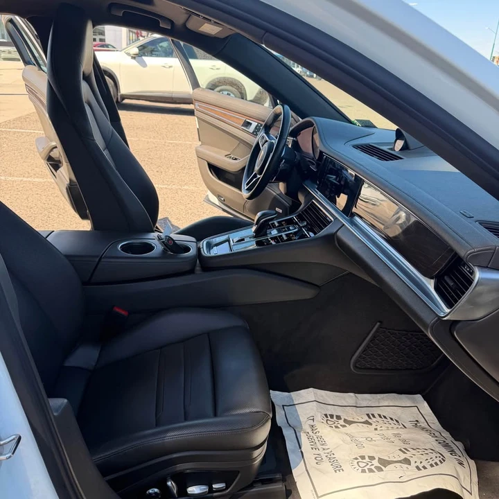 2018 Porsche 971 Panamera - Image 9 of 16