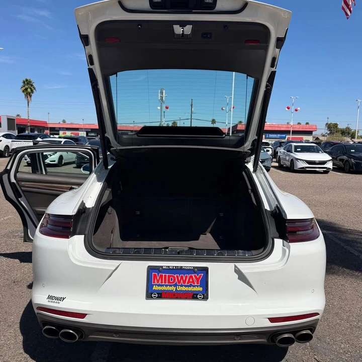 2018 Porsche 971 Panamera - Image 6 of 16
