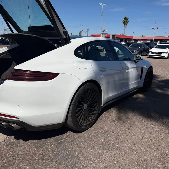 2018 Porsche 971 Panamera - Image 5 of 16