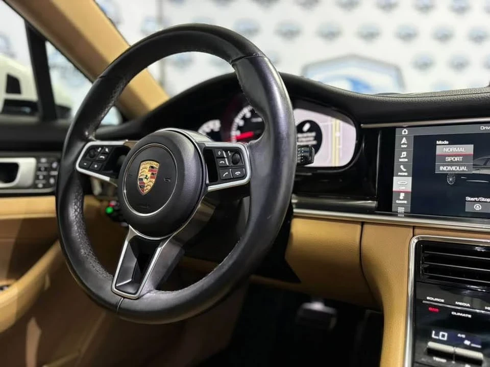 2018 Porsche 970 Panamera 4S - Image 16 of 19