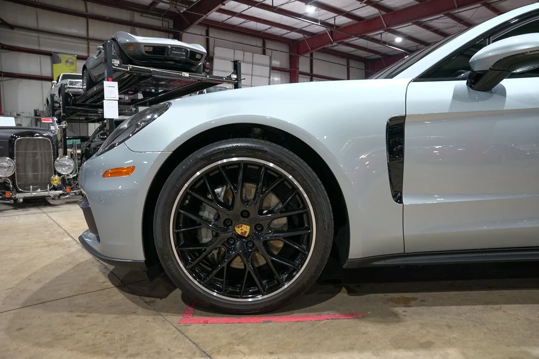 2018 Porsche 971 Panamera 4S - Image 3 of 12