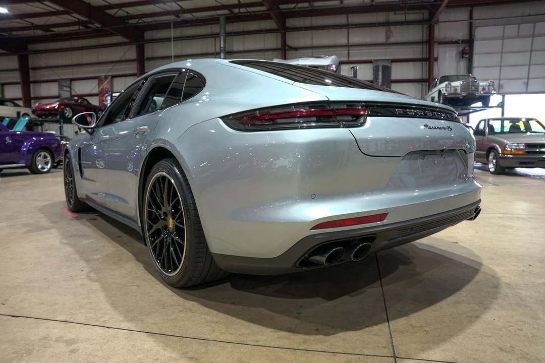2018 Porsche 970 Panamera 4S - Image 6 of 12