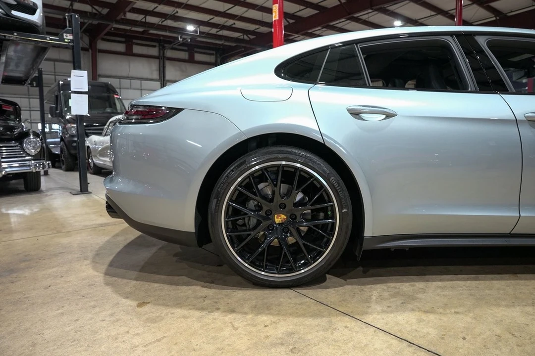 2018 Porsche 970 Panamera 4S - Image 9 of 12