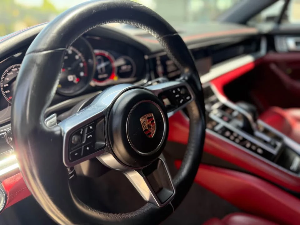 2018 Porsche 971 Panamera 4S - Image 11 of 18