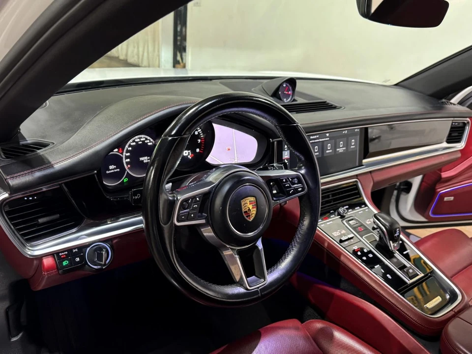 2018 Porsche 971 Panamera 4S - Image 9 of 31