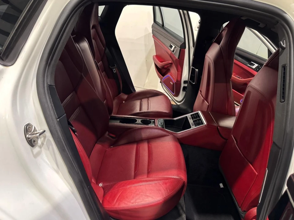 2018 Porsche 971 Panamera 4S - Image 16 of 31