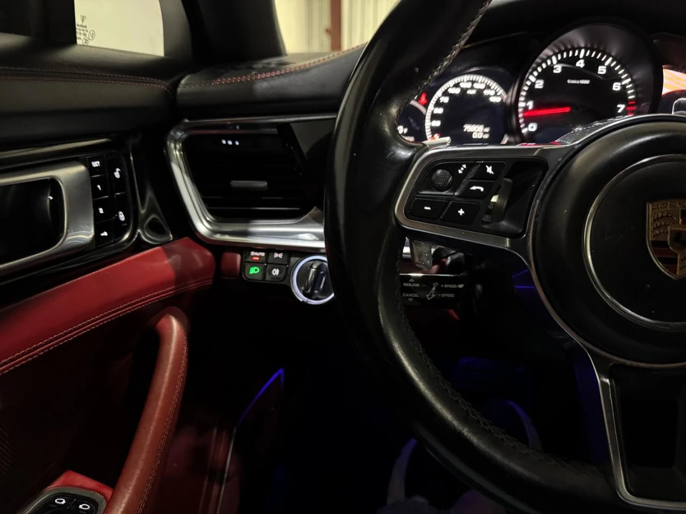 2018 Porsche 971 Panamera 4S - Image 20 of 31