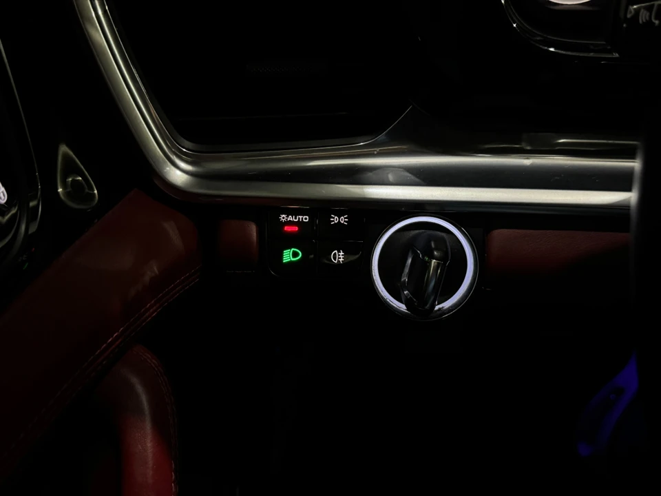 2018 Porsche 971 Panamera 4S - Image 15 of 31