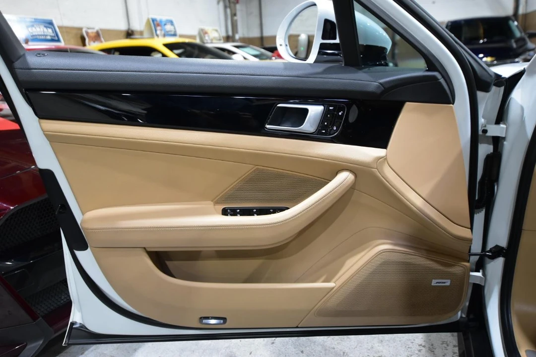 2018 Porsche 971 Panamera 4S - Image 12 of 31