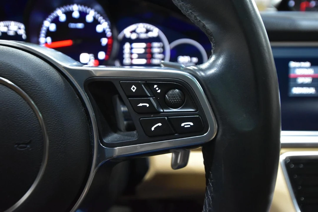2018 Porsche 971 Panamera 4S - Image 20 of 31