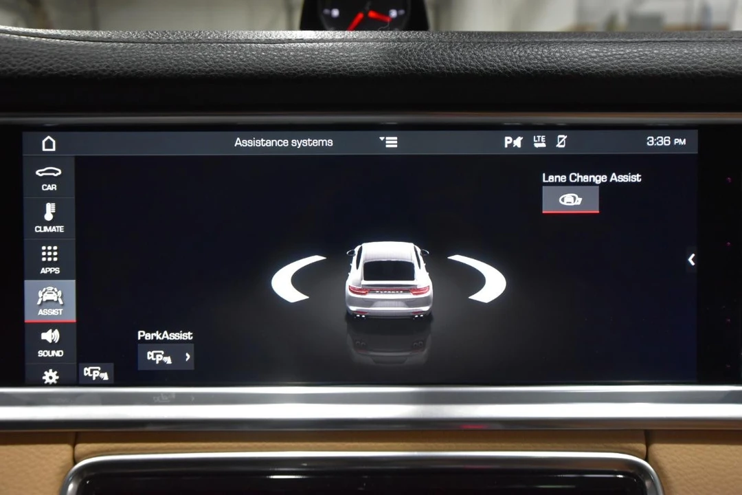 2018 Porsche 971 Panamera 4S - Image 29 of 31