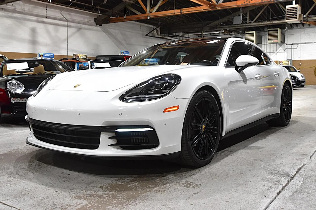 2018 Porsche 971 Panamera 4S - Image 3 of 31