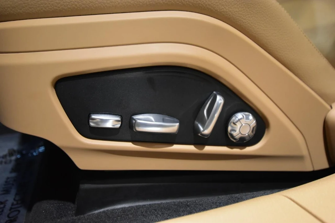 2018 Porsche 971 Panamera 4S - Image 15 of 31