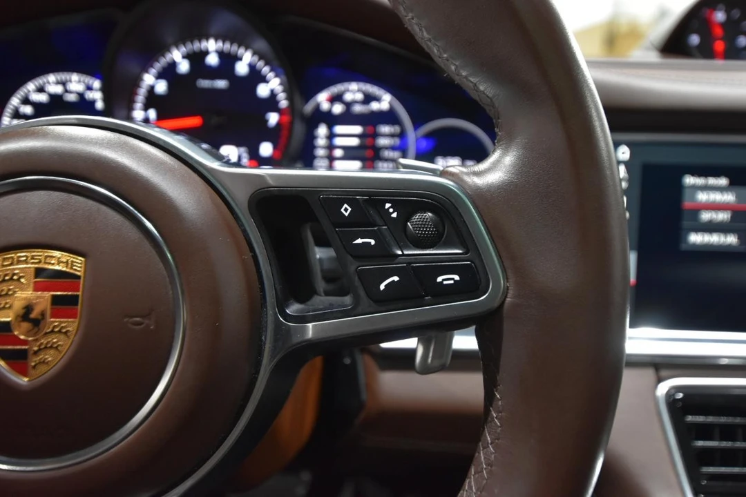 2018 Porsche 971 Panamera 4S - Image 18 of 31