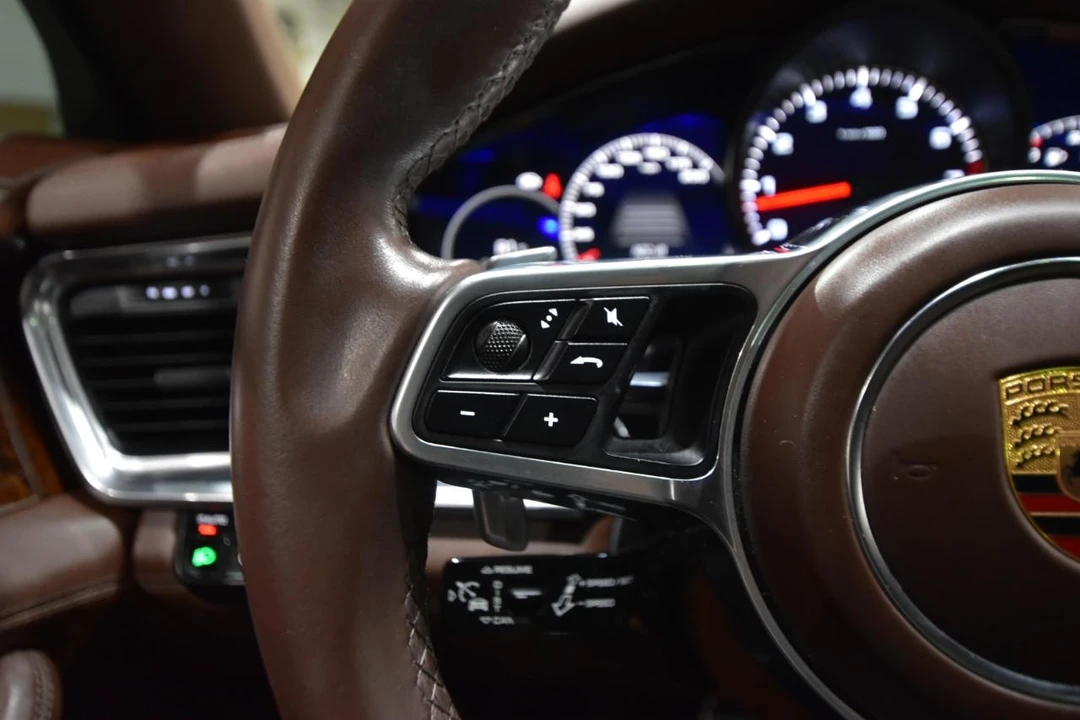 2018 Porsche 971 Panamera 4S - Image 17 of 31