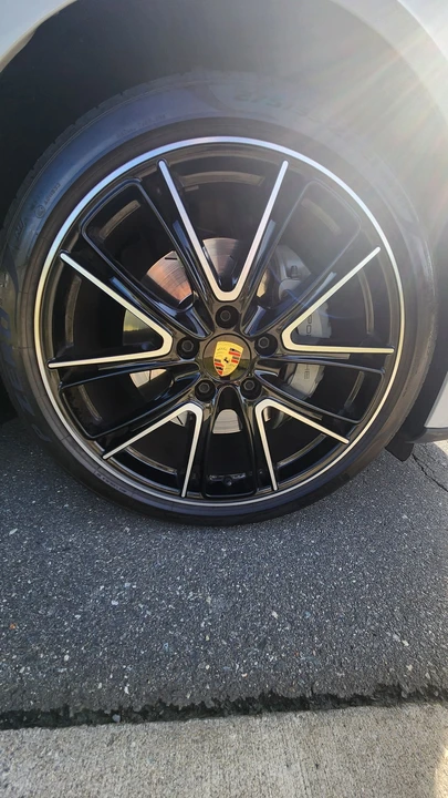 2018 Porsche 971 Panamera 4S - Image 7 of 26