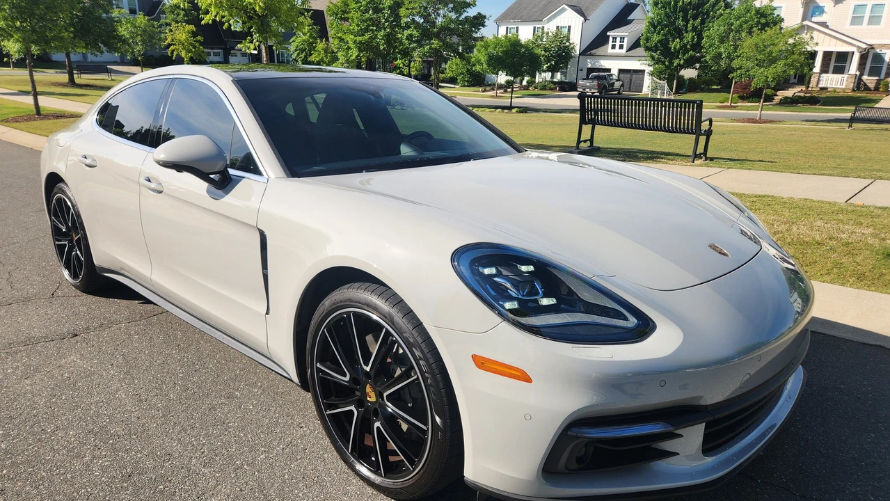 2018 Porsche 971 Panamera 4S - Image 17 of 26