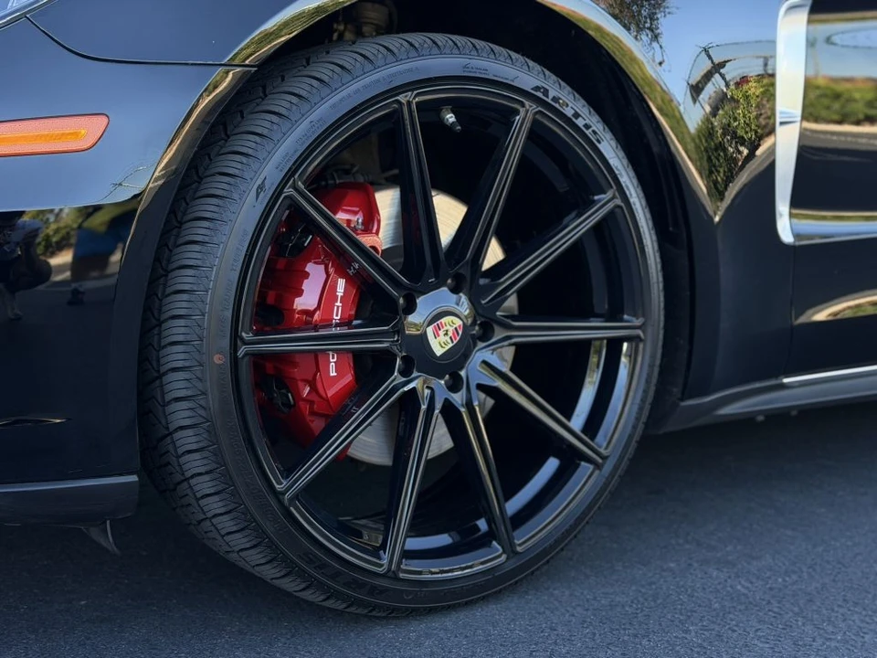 2018 Porsche 971 Panamera 4S - Image 18 of 31