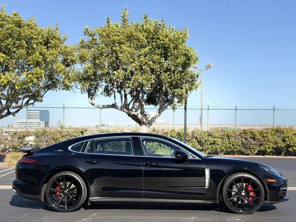 2018 Porsche 971 Panamera 4S - Image 10 of 31