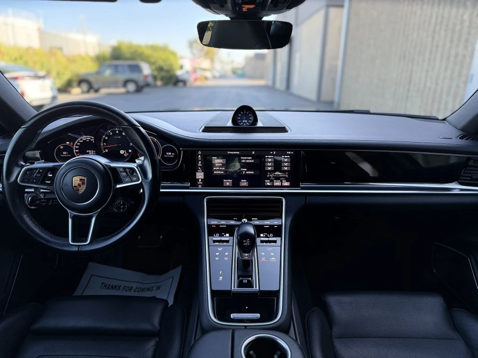 2018 Porsche 971 Panamera 4S - Image 30 of 31