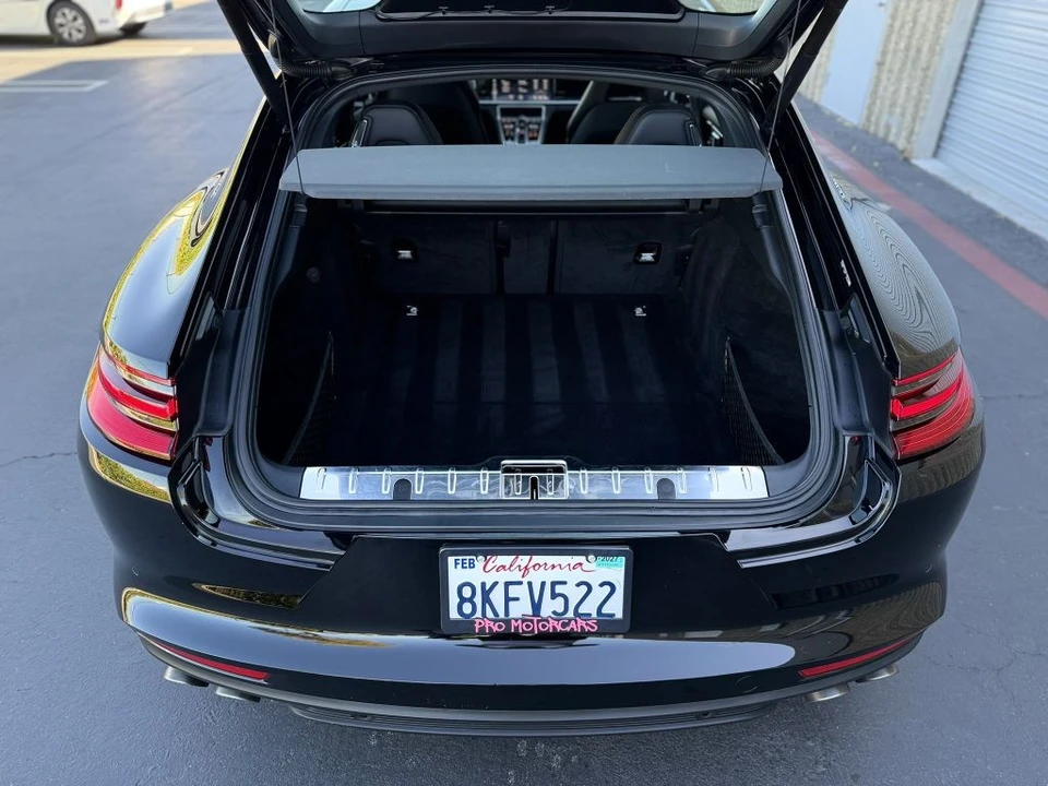 2018 Porsche 971 Panamera 4S - Image 28 of 31