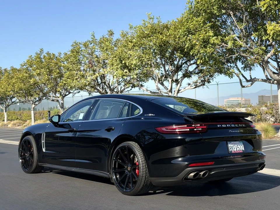 2018 Porsche 971 Panamera 4S - Image 8 of 31