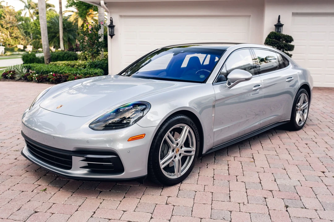 2018 Porsche 971 Panamera 4S - Image 2 of 31