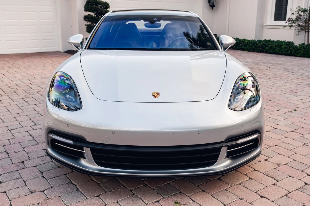 2018 Porsche 971 Panamera 4S - Image 9 of 31