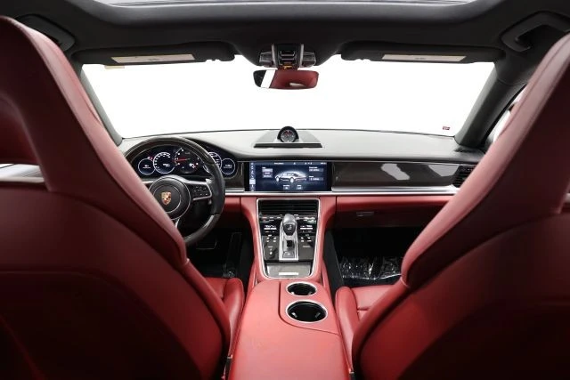2018 Porsche 971 Panamera 4S - Image 25 of 31