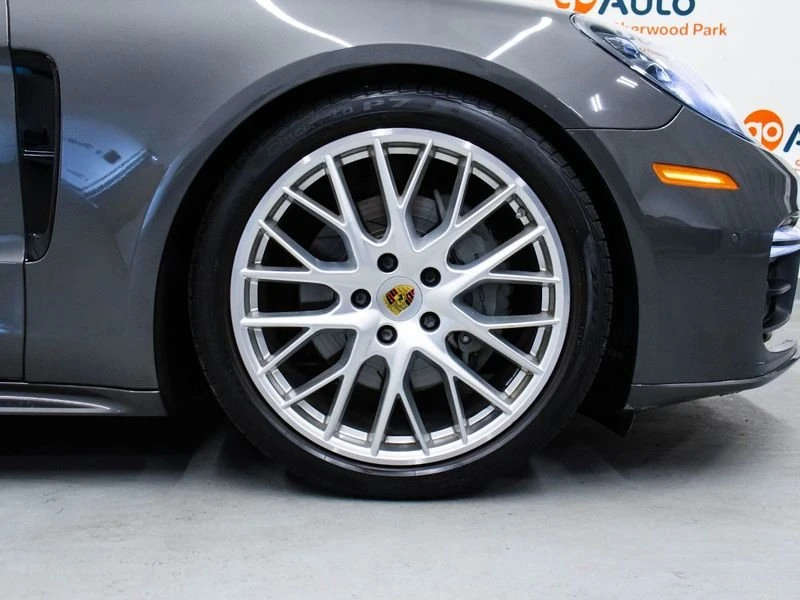 2018 Porsche 971 Panamera 4S - Image 5 of 19