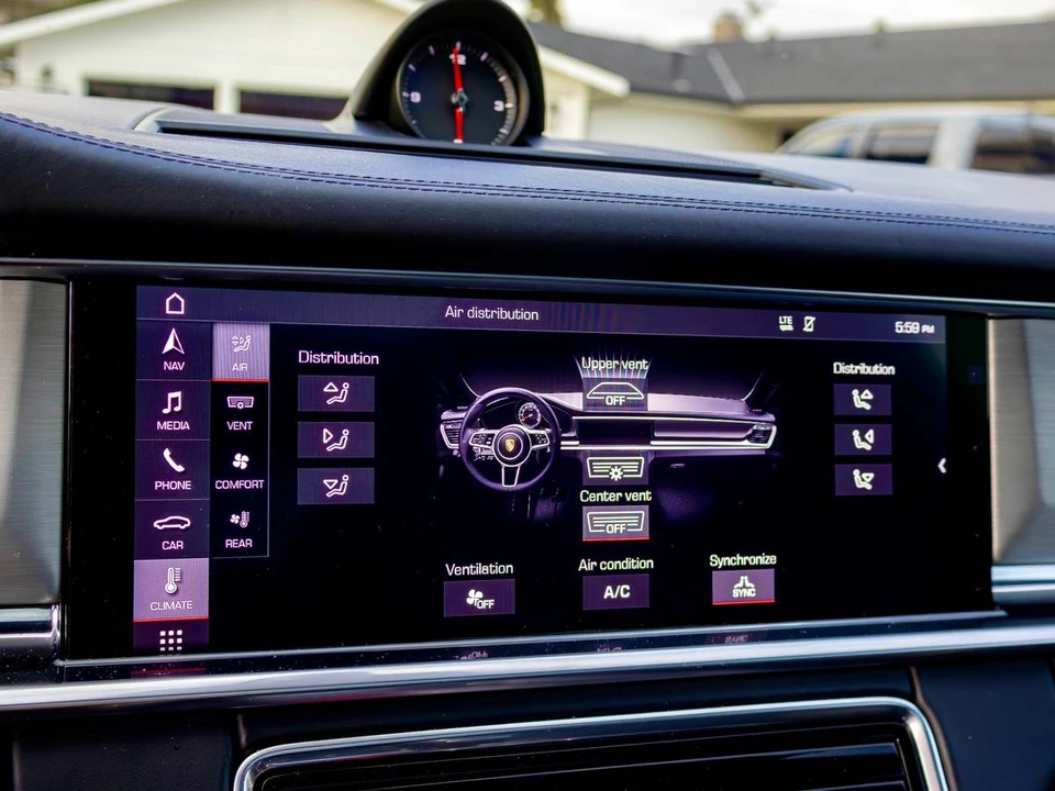 2018 Porsche 971 Panamera 4S - Image 12 of 22