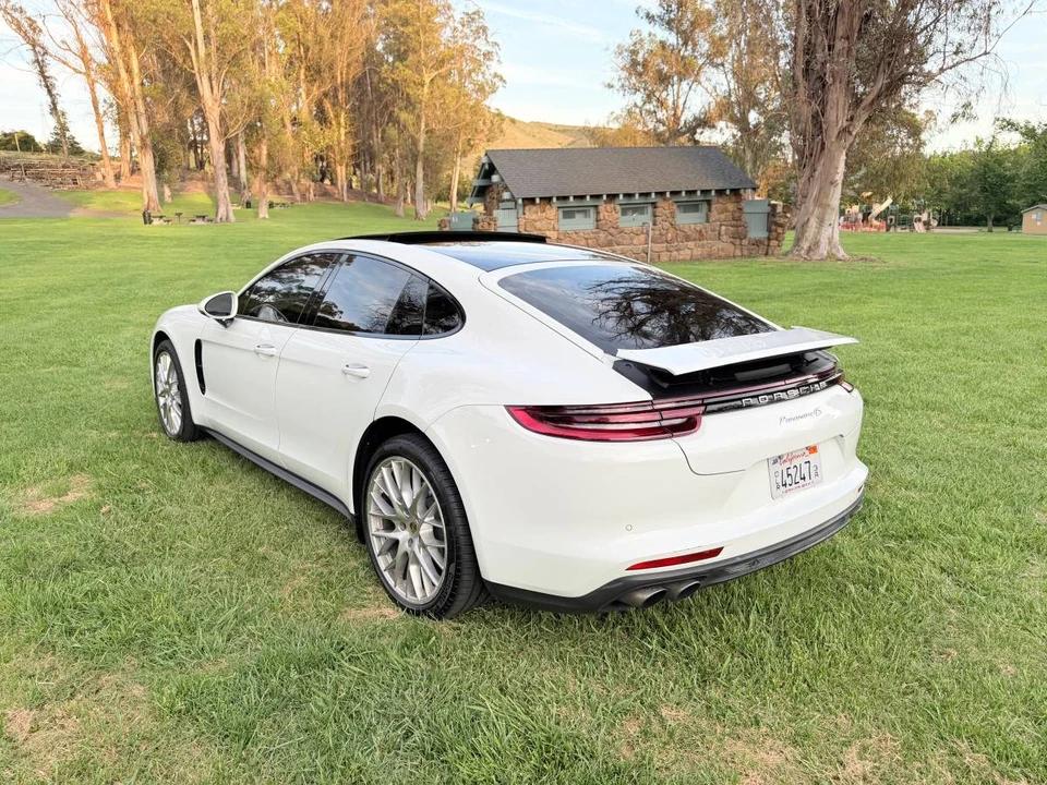 2018 Porsche 971 Panamera 4S - Image 5 of 12