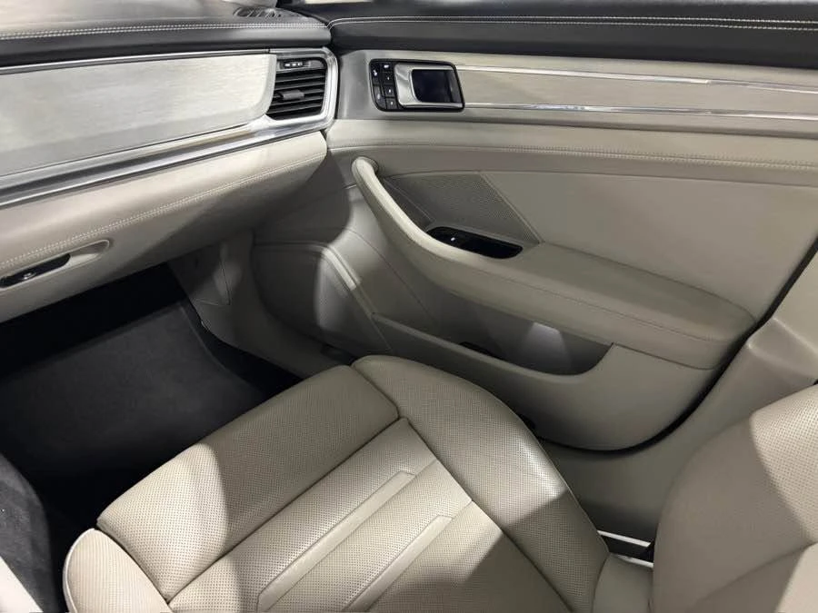 2018 Porsche 971 Panamera 4S - Image 17 of 20